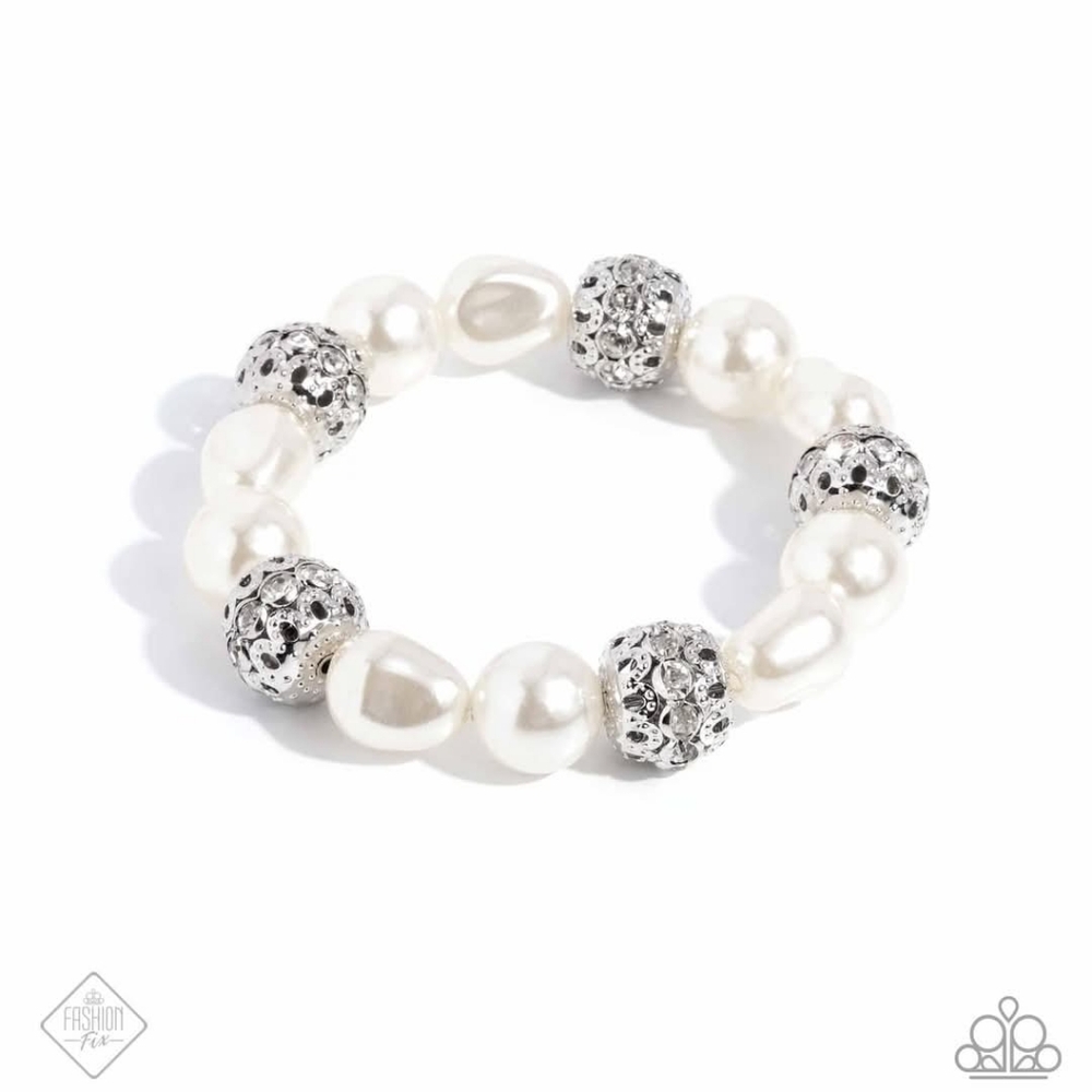 High Class Headline White Bracelet Stretchy Pearly Fashion Jewelry